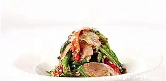 烧辣椒拌牛筋肉、藤椒牛肉配菜心、冷吃牛肉