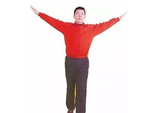 前胸|55岁后为长寿关键期,保“三处”,按“三穴”,长寿健康随之而来