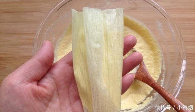 做法|玉米别再啃着吃了,换个做法,香甜软糯,孩子最爱吃