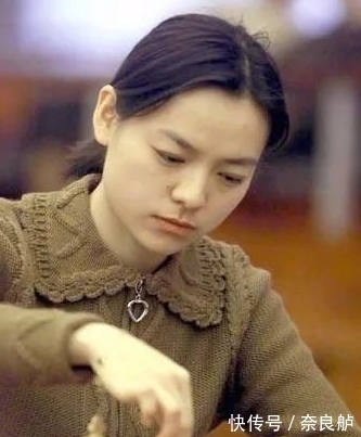 最美棋后|最美棋后诸宸：放弃中国籍远嫁卡塔尔王室，江南女孩到卡塔尔媳妇