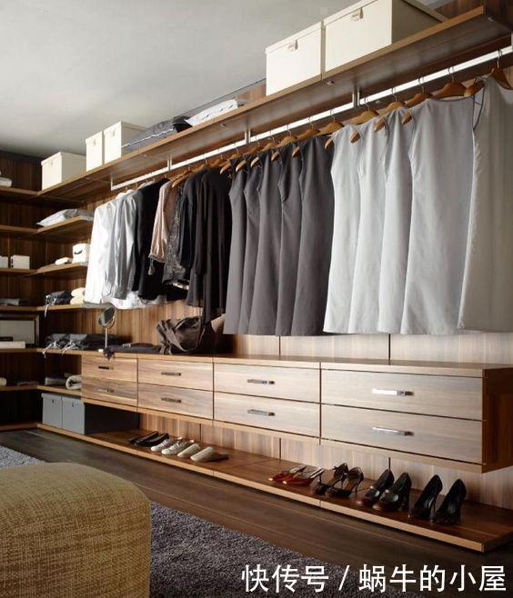收纳|以后我家的衣帽间，也在挂衣区下方装一排悬空柜，分区收纳好清洁