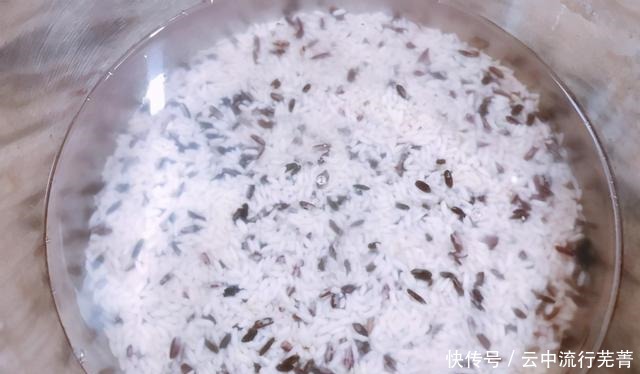 年夜饭不能少了八宝饭,象征着团圆美好,好做好吃又好看