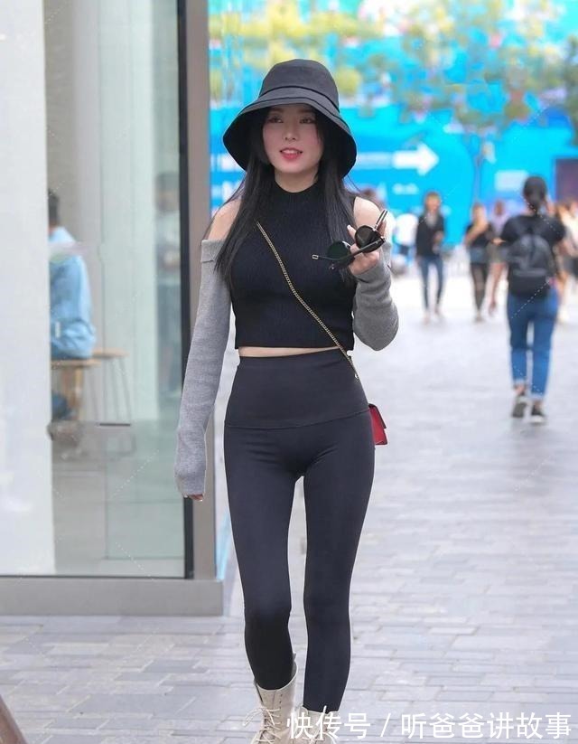 小姐姐 立体精美的瑜伽裤装扮复古感十足,满足你对美的追求,美艳动人!