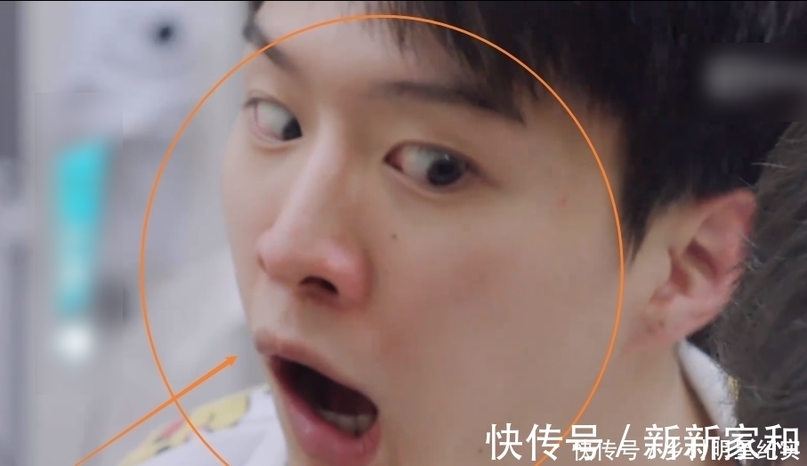 刘雨昕把排骨烧焦，范丞丞反应太真实，确定不进行一下表情管理？