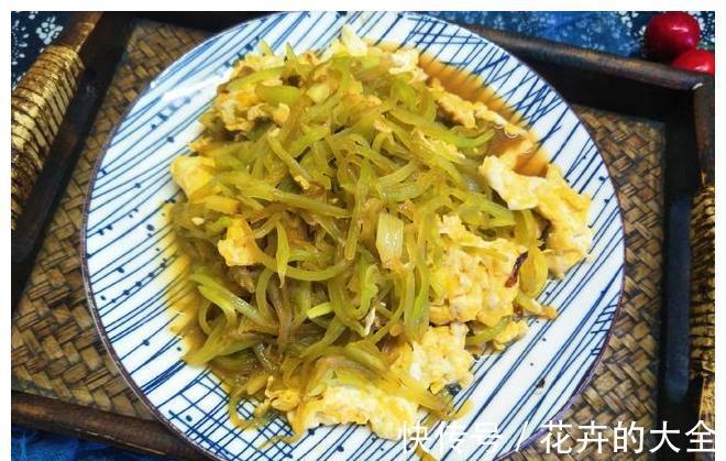 莴苣丝|炒莴苣时,切忌直接下锅就炒,多加1个步骤,莴苣更清脆