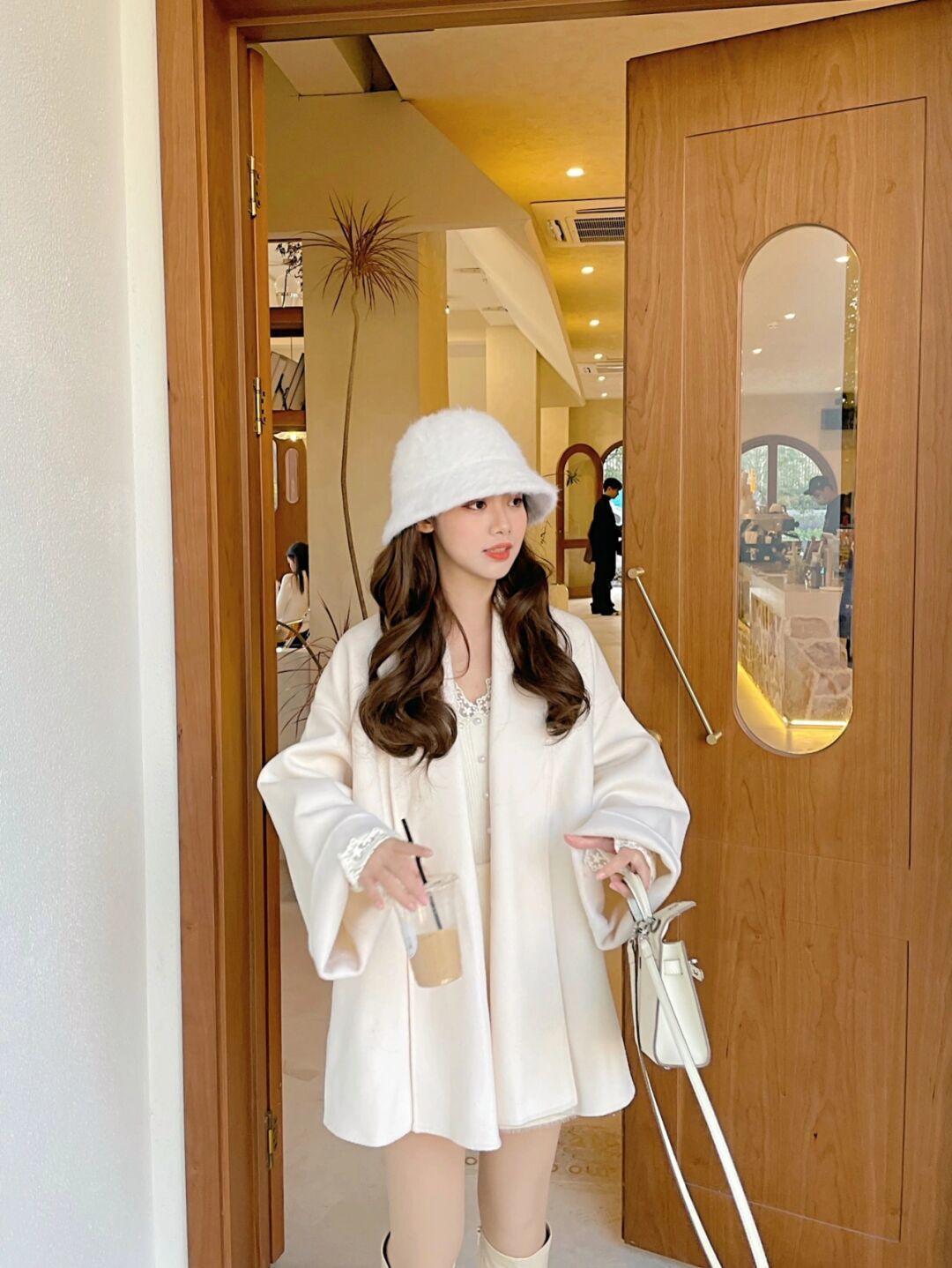 半身裙|没有高颜值、大长腿也别焦虑,试试“毛呢外套”,太适合普通大众