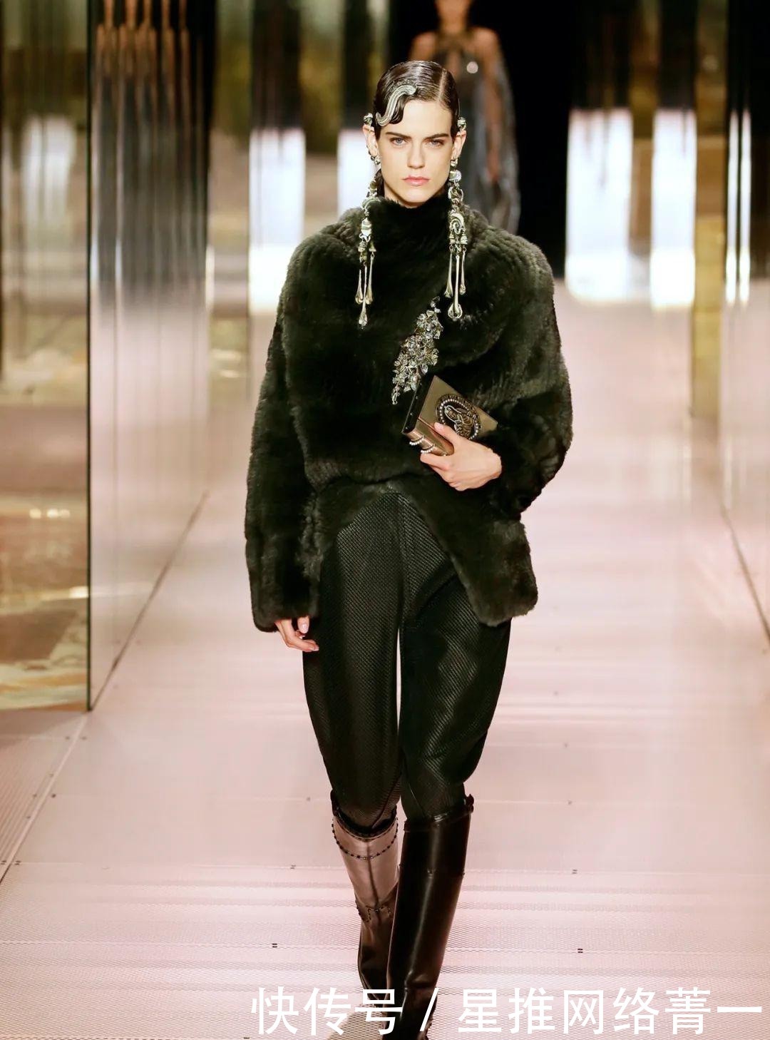 jones|黛米·摩尔走秀的FENDI2021高定秀,她们为艺术站台