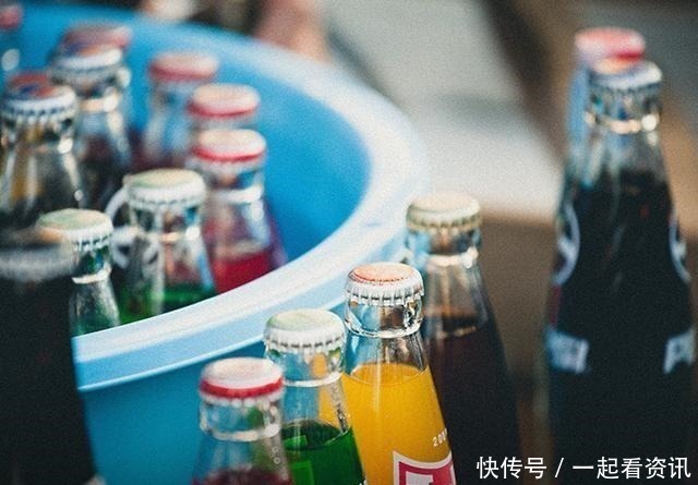 可乐|如果有人给你10万块，让你坚持一年不吃这5种东西，你能忍住吗