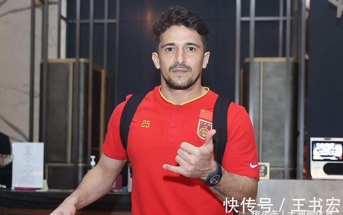 未来|权威媒体透露国足的未来计划,球迷吐槽声一片!中国足协要加油了
