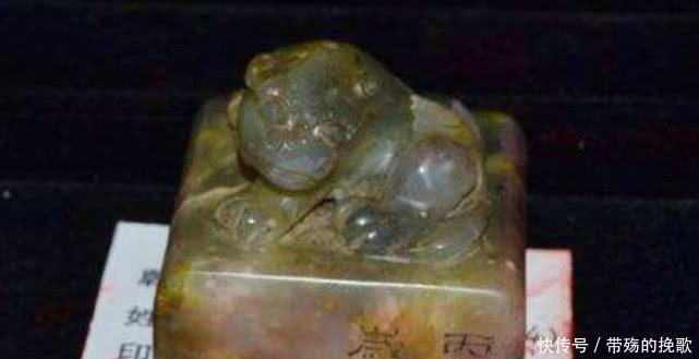 儿子|东北一60岁老人，自称是溥仪的儿子，还把印玺拿出来