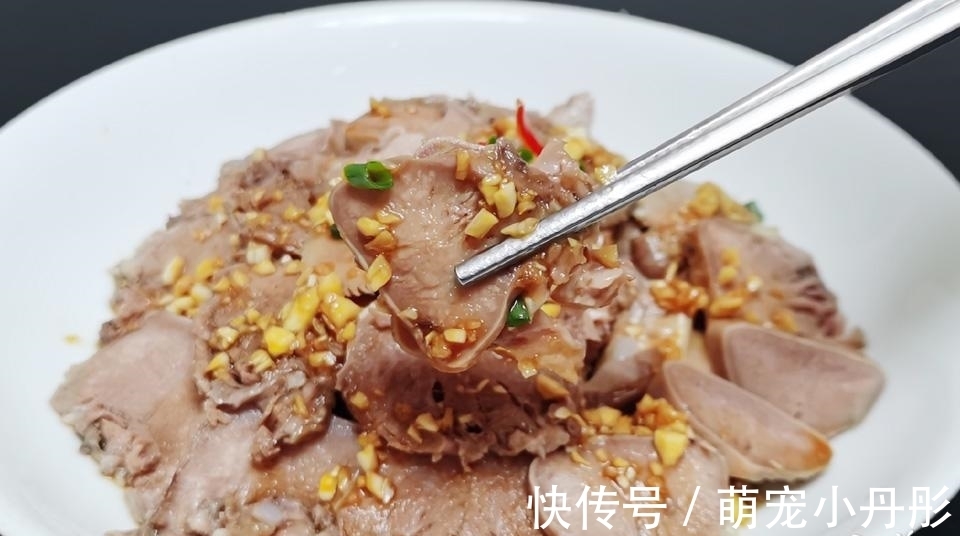 晒晒我家的年夜饭,1个人就能轻松搞定6道菜,荤素搭配,营养美味