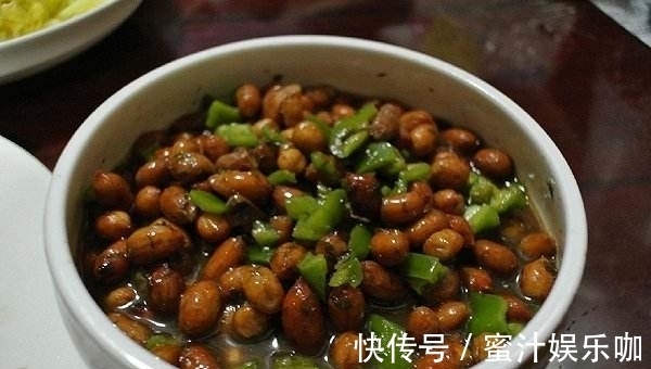 气血|花生与此物搭配,坚持半月,血管通了,气血足了,可惜很少人知道