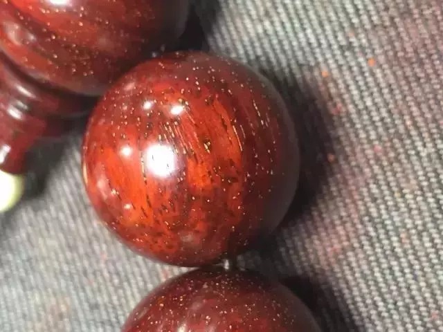 紫檀|为什么小叶紫檀的金星会消失?