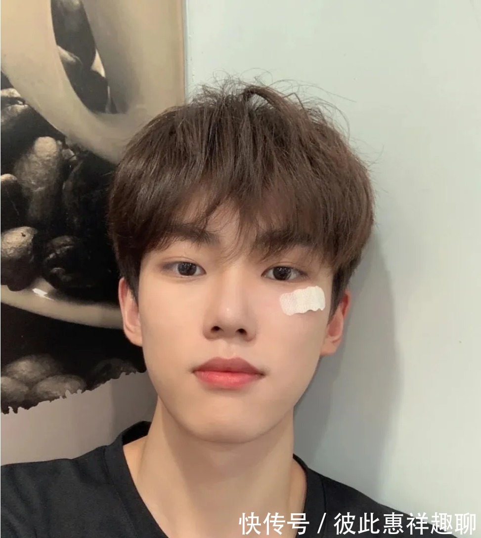 寸头|受欢迎的男士发型有哪几种?小寸头,飞机头,两侧铲短发型都不错