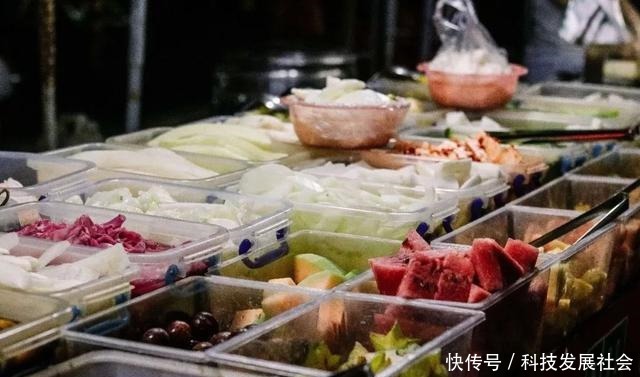 从头吃到尾的平西夜市,没有人能饿着出来!