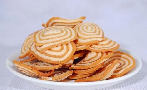 宅在家里教你做怀旧小零食猫耳朵，简单卫生，比薯片好吃百倍