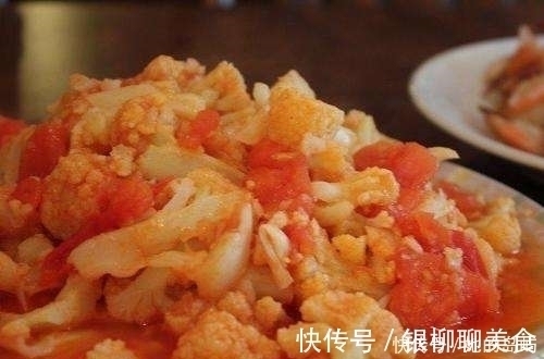 营养成分|西红柿和它天生一对,每周吃一次,给身体做个大扫除,脸色好起来