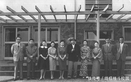 老板|老照片日本国民级美女被老板炒了鱿鱼，八年之后，公司垮了