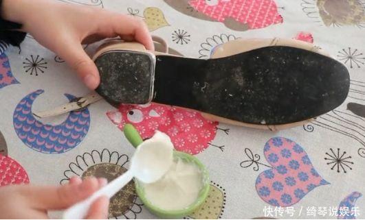牙膏|鞋子开胶不要扔,牙膏加它涂鞋子上,比502还好,鞋子不开胶