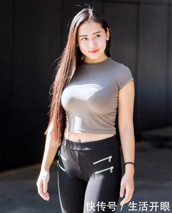 勾勒|私房照:惟妙惟俏小妹妹性感迷人,打底裤勾勒出丰腴性感的身材