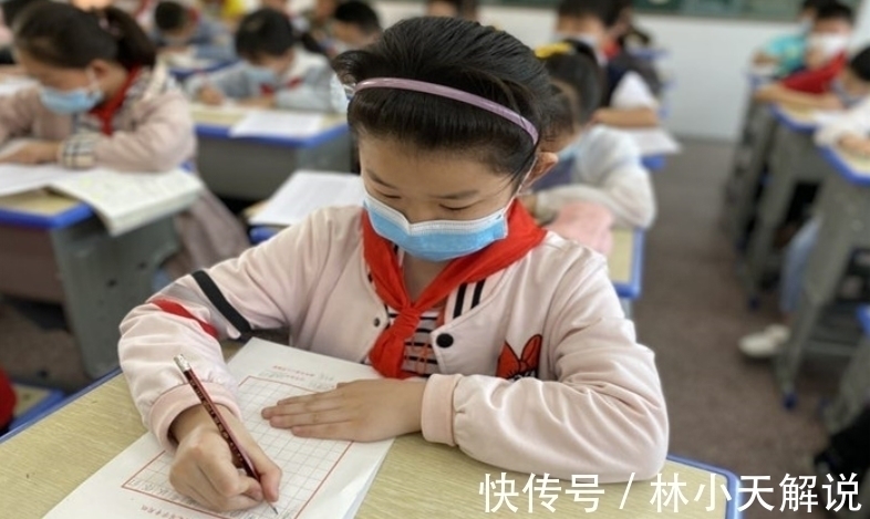 scate:tttttttttt&中学生自创“刺猬字体”走红,一笔一划似针扎,老师直言想给0分