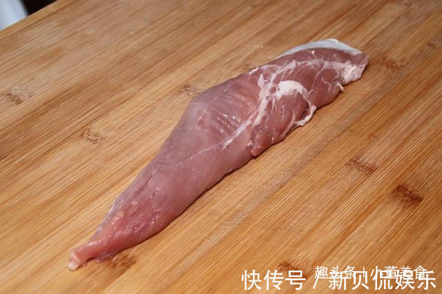 不管炒什么肉,都不要直接下锅炒,多加这一步,肉不粘锅更滑嫩