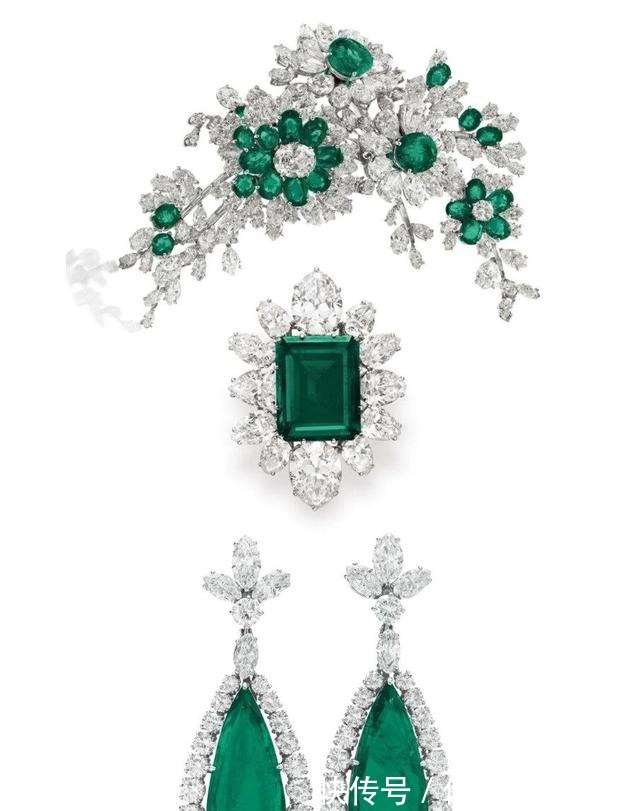 祖母绿 自带服装拍戏不算什么,泰勒拍电影自备珠宝,给剧组省了好多经费!