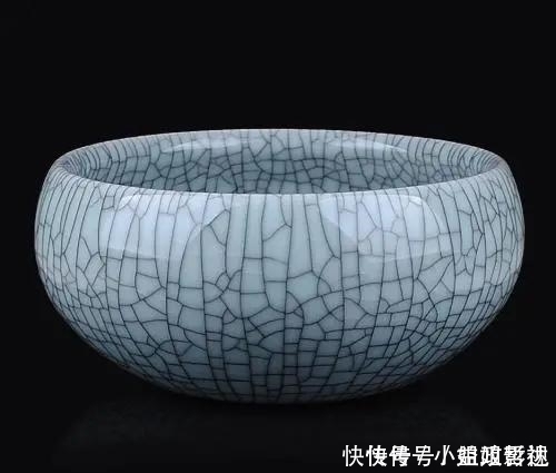 统治阶层@瓷器千种独爱官窑,看官窑的古朴之美,了解丰富的瓷器文化