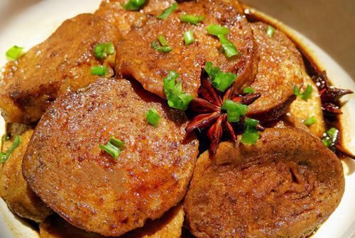 红烧肉|素鸡这做法，比红烧肉还美味，教你私厨做法，软韧有嚼劲回味无穷