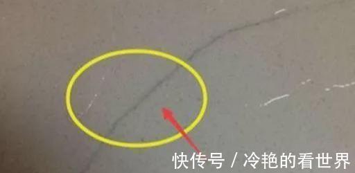 定制|厨房装修,8800定制的橱柜,不到半年就裂了,想哭