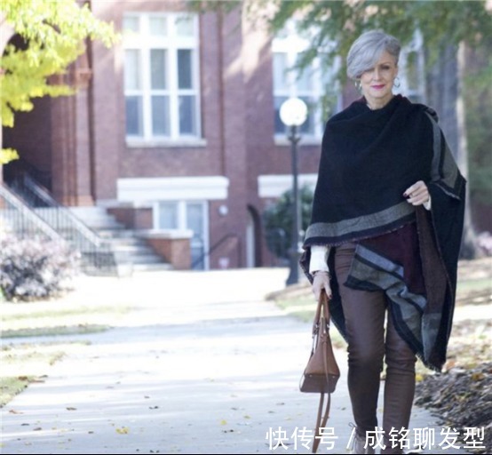 宽松|看了62岁博主的穿搭,就知道老人也能穿出女神范,优雅不失高级感