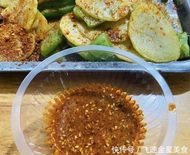 排队|成都20年老字号小店,一大盘菜50元,中途不让加菜,想吃得排队