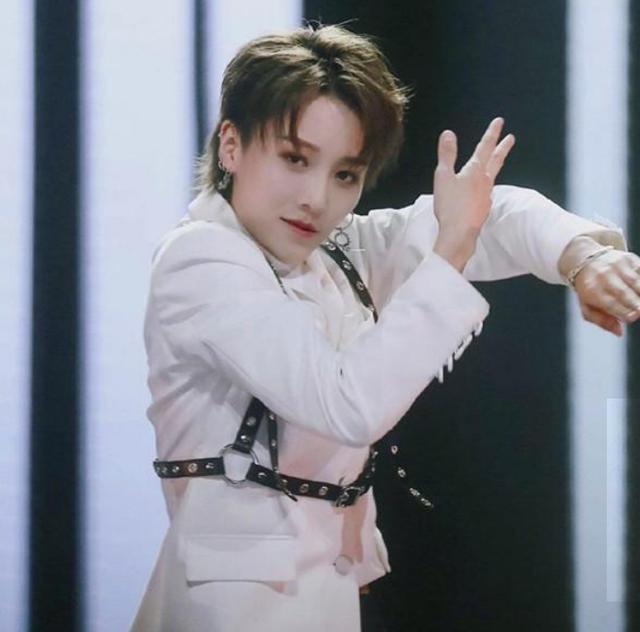 淘汰|蔡徐坤我記得你！她曾把蔡徐坤淘汰，如今蔡徐坤成為她導(dǎo)師