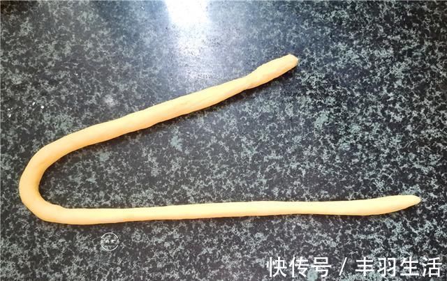 早餐|最近女儿迷上这款早餐,隔天蒸一锅,香软筋道颜值高,总也吃不腻