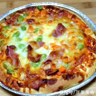 披萨饼|#安佳马苏里拉芝士挑战赛#好吃的火腿毛豆披萨