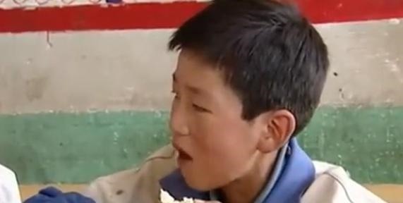 他因富人游戏，从《变形计》的农村娃脱胎换骨逆袭，今成国家栋梁