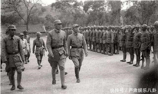 待遇|他干了三年大军区政委，然后提出辞职，赋闲30年，主动减少待遇