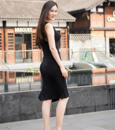 潮流|路人街拍迷人性感的小姐姐,十足的小女人味和潮流个性