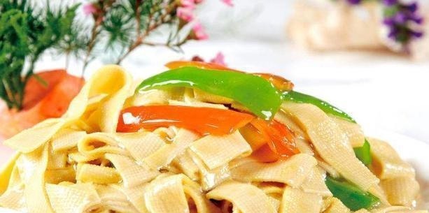 美食推荐腐乳蒸鸡,孜然牛肉,青椒豆腐皮,香辣爆炒腰花的做法