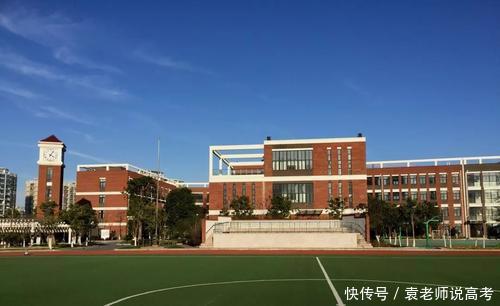 新中国最早设立的这4所外国语大学，含金量超高，毕业待遇高