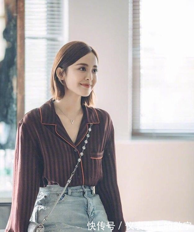 下巴 发型师透露女生有这3个“特点”,不要留黑长直,剪短发更年轻!