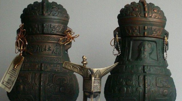 王戎$古代第一酒鬼,被妻子踹进酒缸,爬出来后说3字,成了电竞口头禅