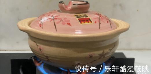 饭菜|天热不爱炒菜，试一试做腊肉豌豆焖饭，饭菜都有了，省时省事