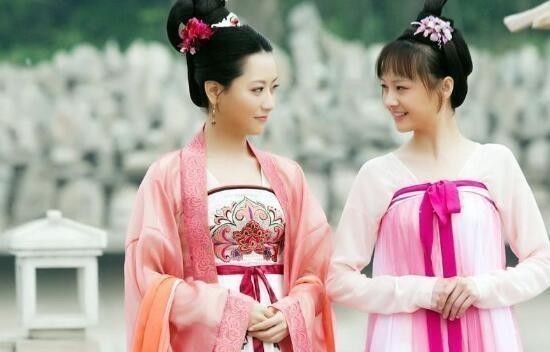 大学士&村姑说出上联,直接为难住了大学士,回到家后小丫鬟却对出下联