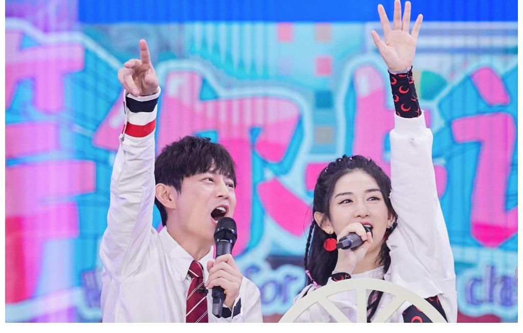 丁程鑫|谢娜回归《快本》首秀，六位主持人首次同台，收视率不升反降