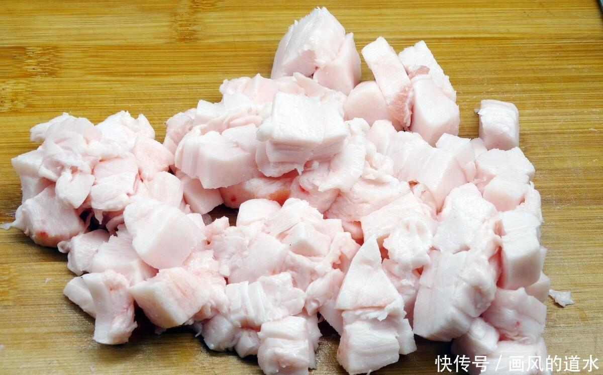 加盐|熬猪油,应该先加盐还是最后加盐?原来一直都做错了,涨知识了