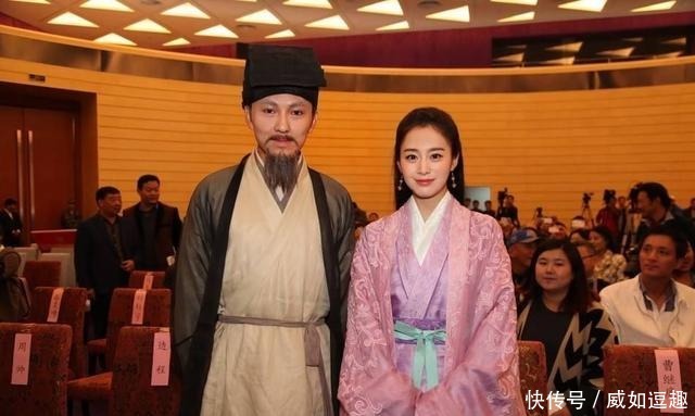  父亲|她是女中笔仙，和王羲之相濡以沫生七儿一女，幼子和父亲并称二王