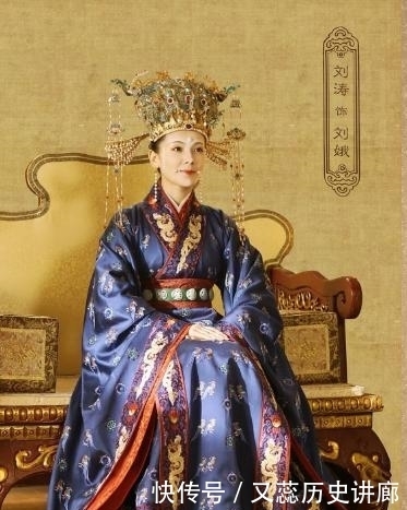 临终前|武则天离世300年后，我国史上差点又出一女皇帝，临终前身披龙袍