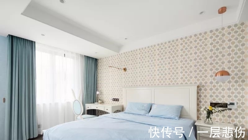 床头柜|140㎡现代简约,简约空间里的一抹蓝,华丽舒适有档次