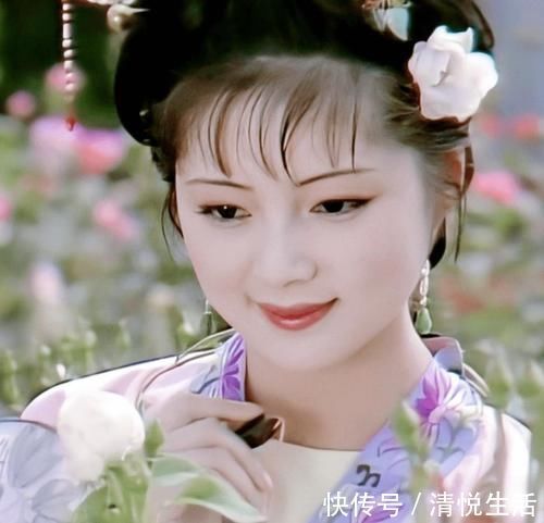 贾母|红楼梦宁荣二府关系究竟如何？寿宴的出席名单，暴露冷漠真相